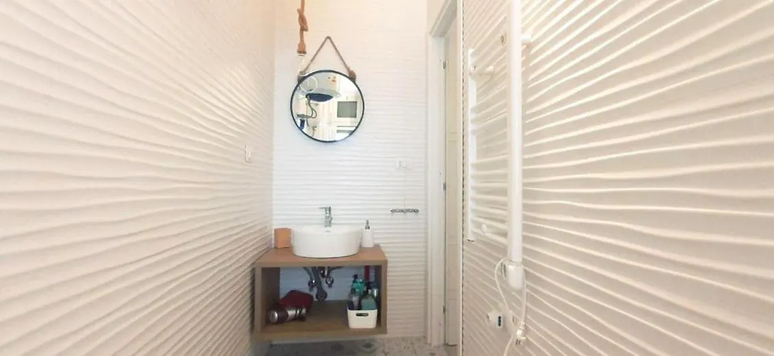 Cheerful Flat In Funky Rome Apartment