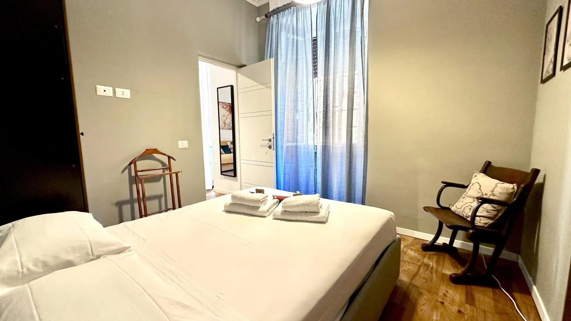 Cheerful Flat In Funky Rome Apartment